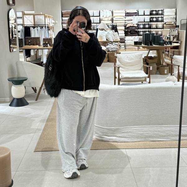 modelka s ID 0102JC3UUT p031