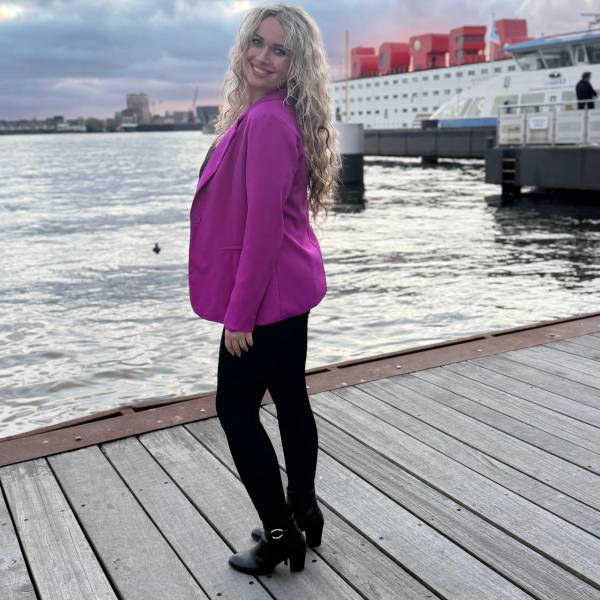 fotografia p012 profilu 0102JCVOX0