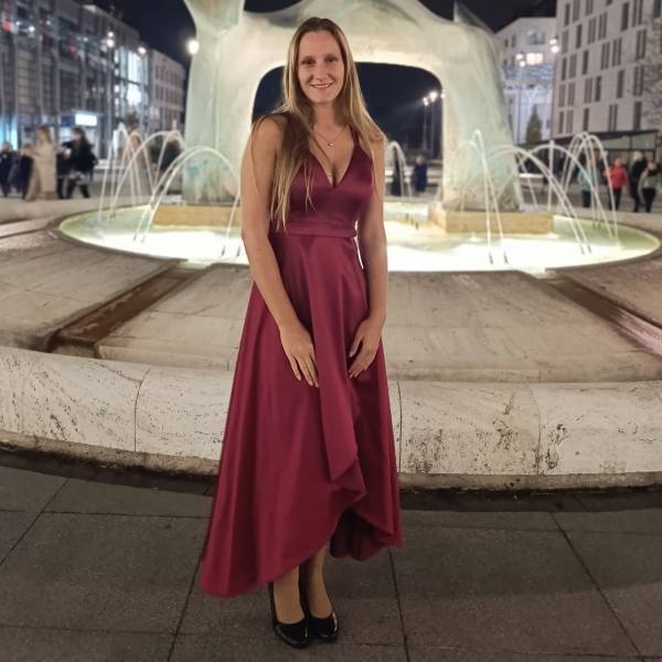 modelka s ID 0102JIMODE p031