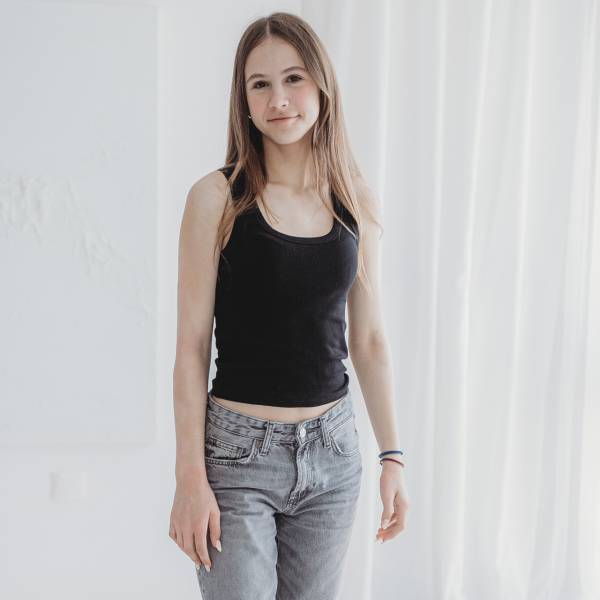 modelka s ID 0102JMKN01 p031