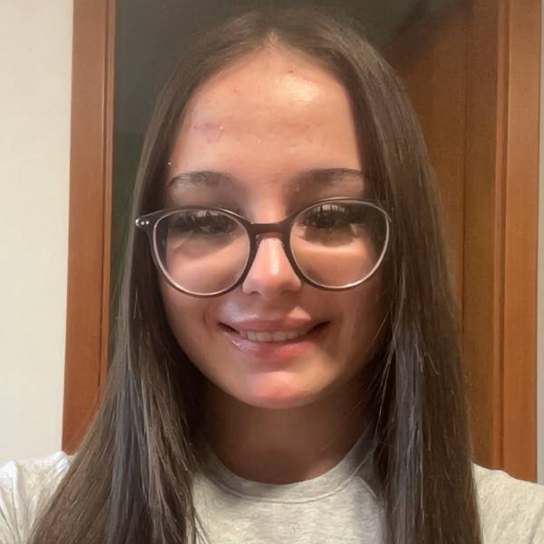 modelka s ID 0102JNLZDB p021