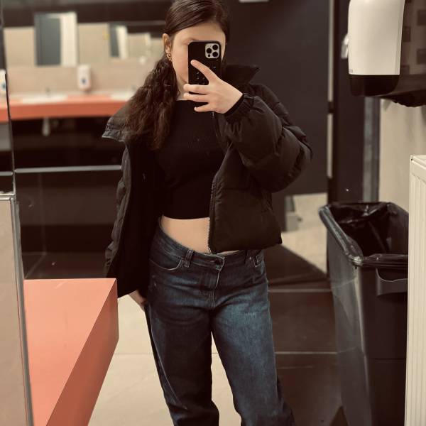 modelka s ID 0102JX9SC0 p031