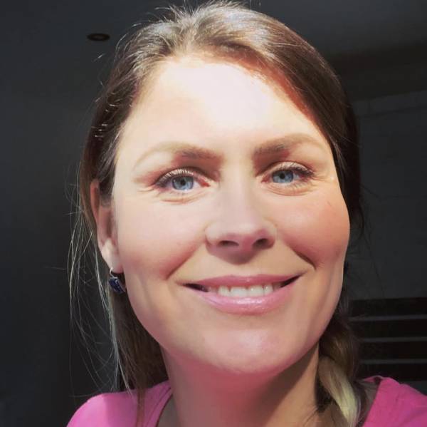 modelka s ID 0102K70Z3J p021