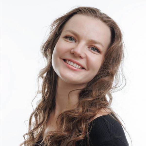 modelka s ID 0102KEWBVI p021