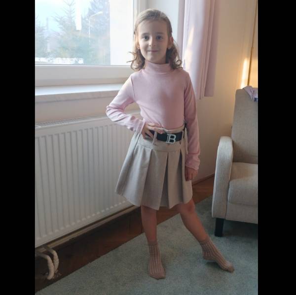 modelka s ID 0102KI2EQN p031