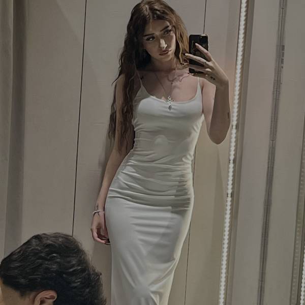 modelka s ID 0102KP8O1K p031