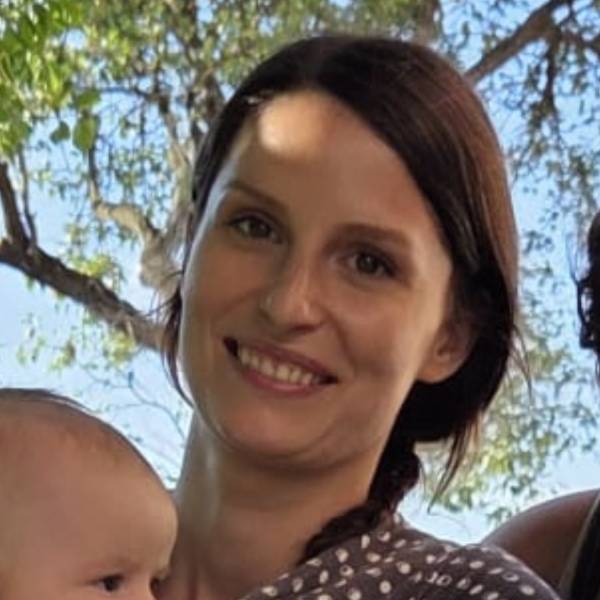 modelka s ID 0102KPQHI8 p021