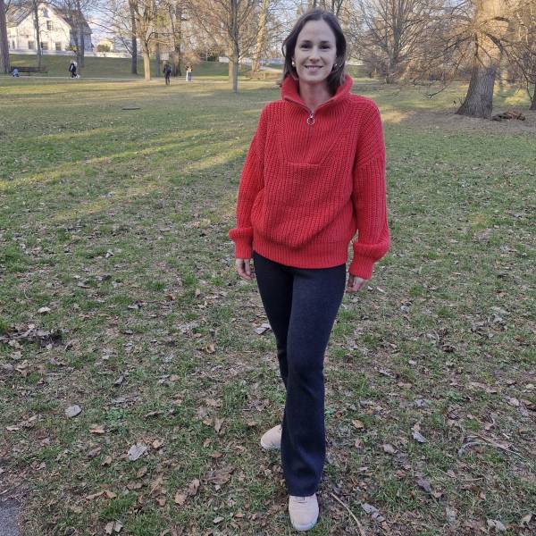 modelka s ID 0102KQ4L3G p031