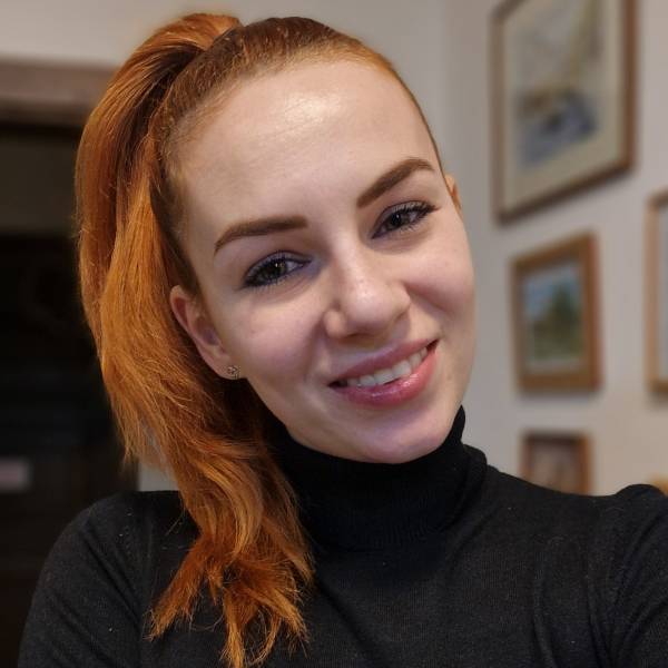 modelka s ID 0102KR3DXZ p021