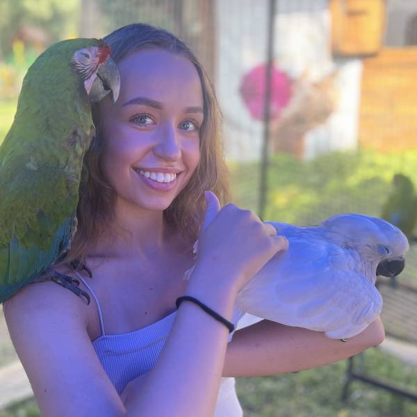 modelka s ID 0102KRX1XK p021