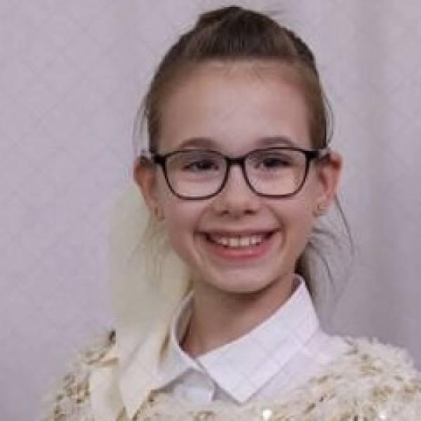 modelka s ID 0102KSP1OJ p021