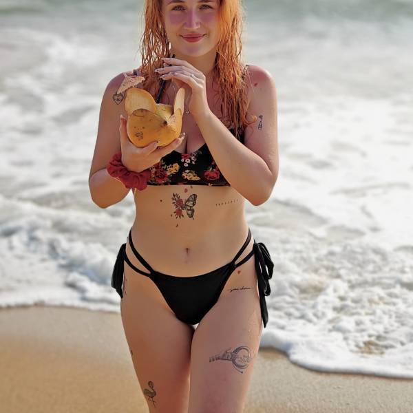 modelka s ID 0102L0693E p031