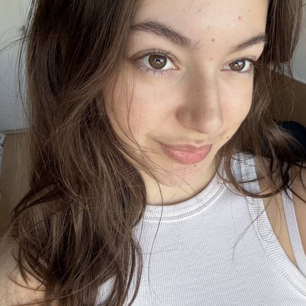 modelka s ID 0102L5FW8P p021