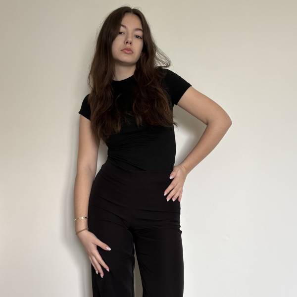 modelka s ID 0102L5FW8P p031