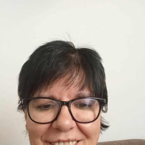 modelka s ID 0102L99Q5E p021