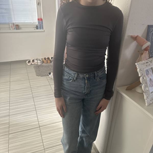 modelka s ID 0102LAQDKI p031