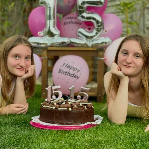 modelka s ID 0102LNNW3J p021