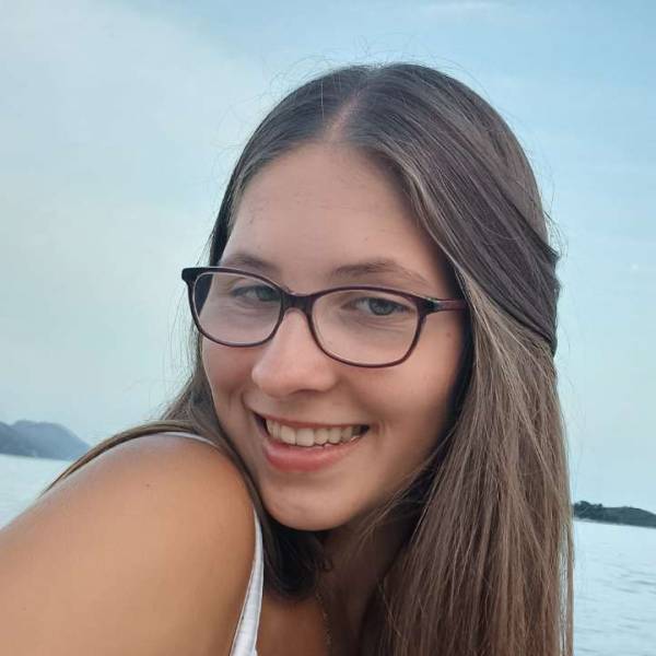 modelka s ID 0102LQCYSJ p021