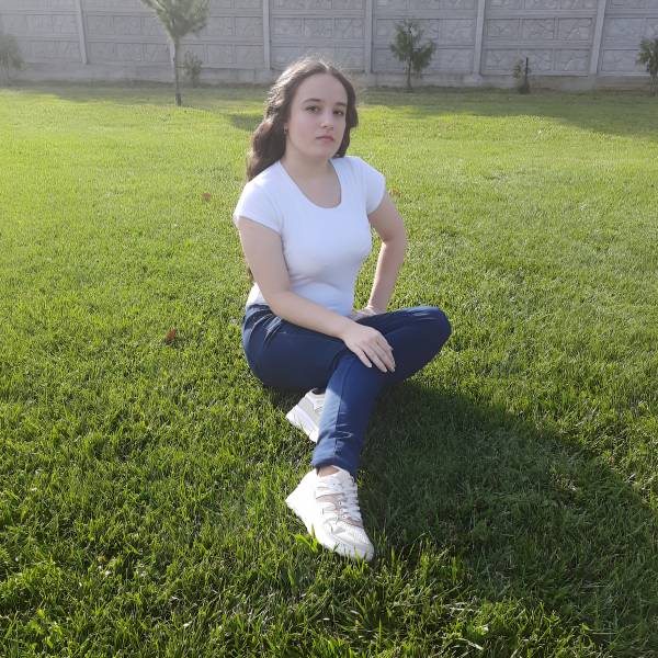 modelka s ID 0102LQXERK p031