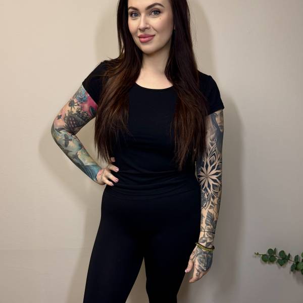 modelka s ID 0102LWY29V p031