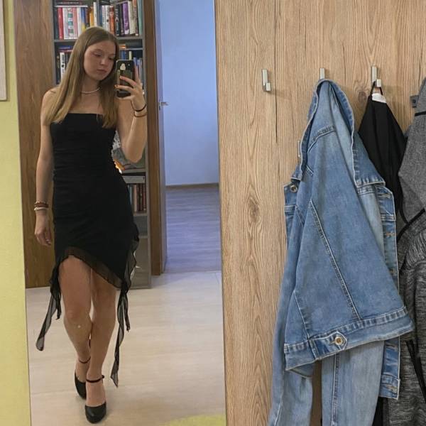 modelka s ID 0102LX5XP9 p031