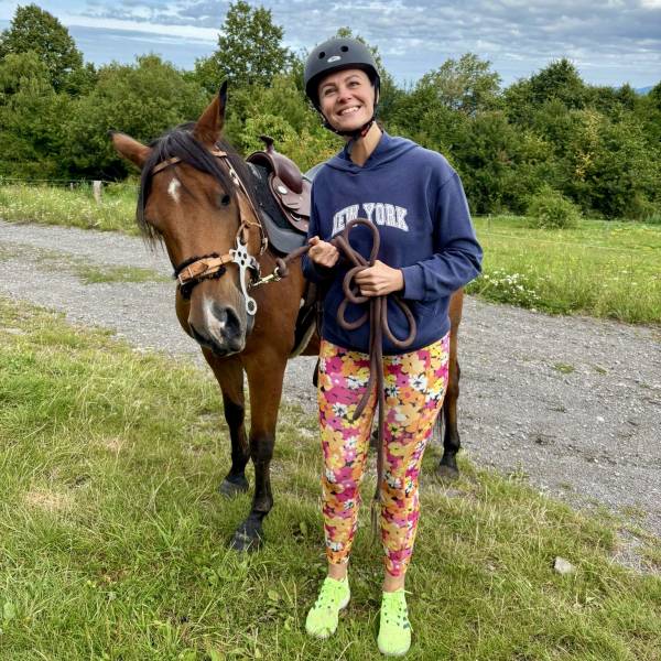 modelka s ID 0102LZGUXQ p031