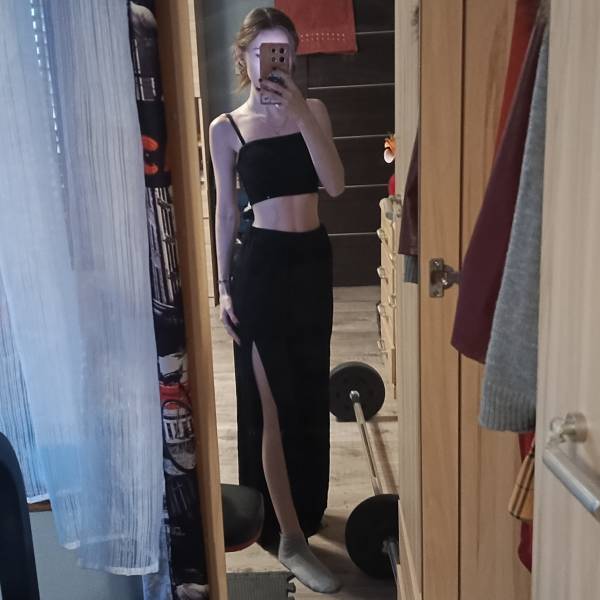 modelka s ID 0102M2OOQM p031