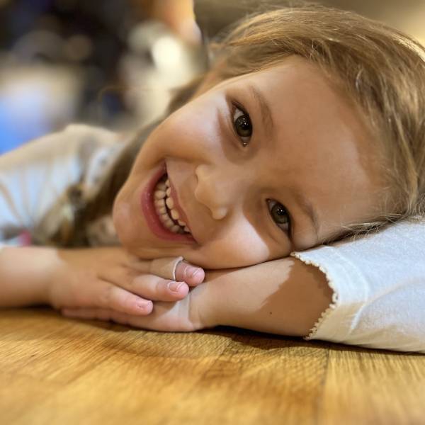 modelka s ID 0102M4T2DF p021