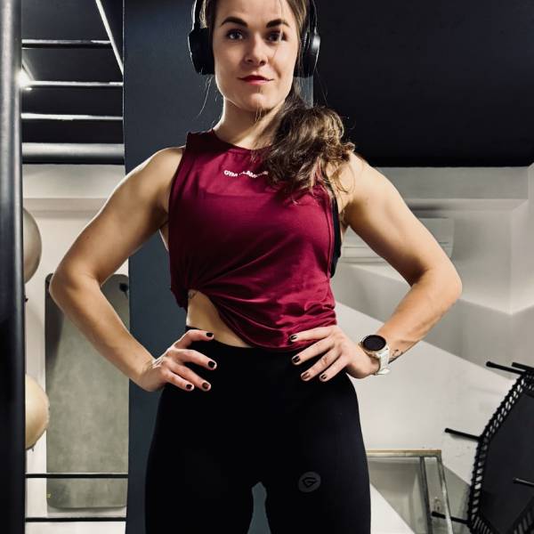 modelka s ID 0102MAJB58 p031