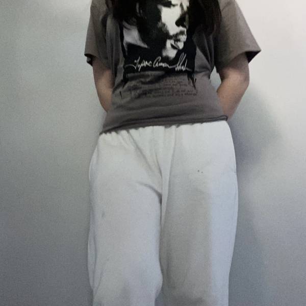 modelka s ID 0102MH00RO p031