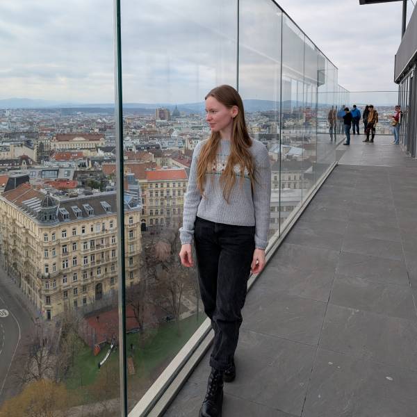 modelka s ID 0102MHPIXI p031