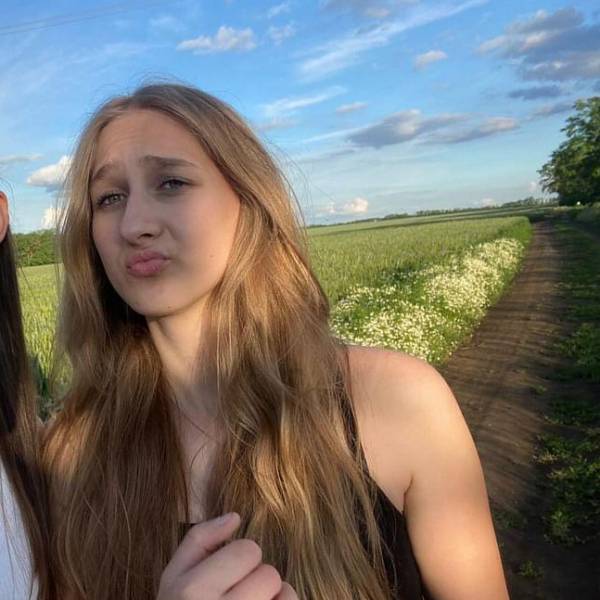 komparz profil 0102MI8V4K