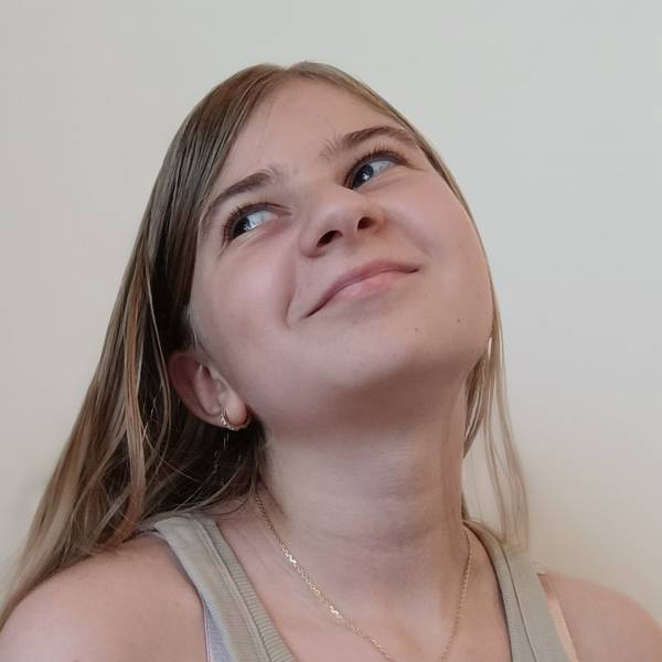 modelka s ID 0102MIJMPS p021