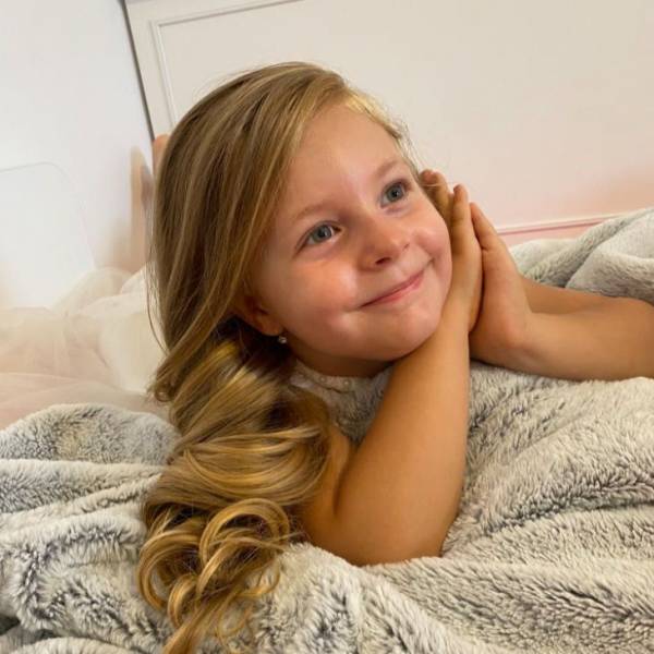 modelka s ID 0102MOLFMK p021