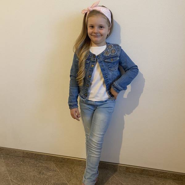 modelka s ID 0102MOLFMK p031