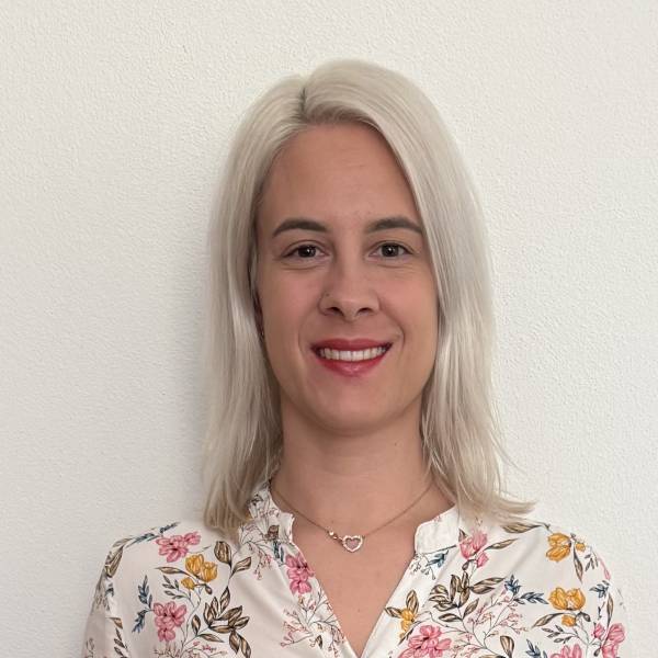 modelka s ID 0102MQ3UB6 p021