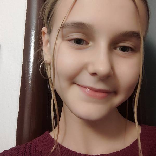 modelka s ID 0102MQCA4N p021