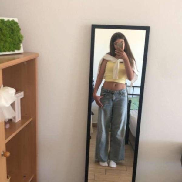 modelka s ID 0102MWS1Y0 p031