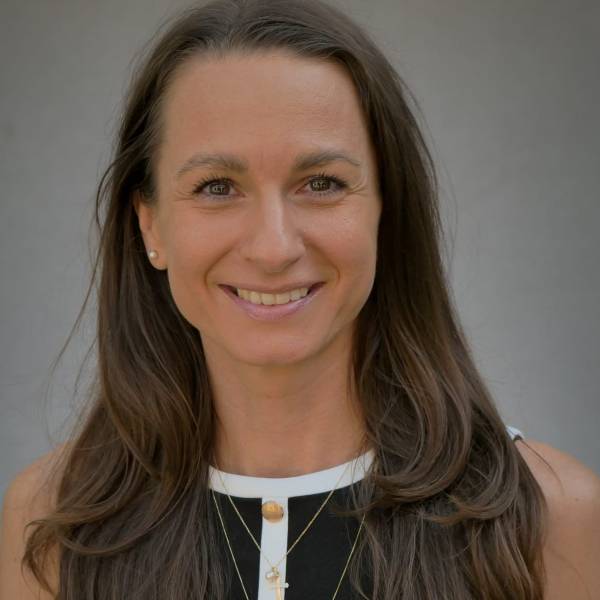 modelka s ID 0102N1JRSI p021