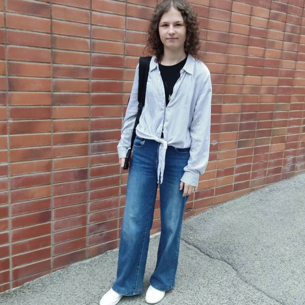 modelka s ID 0102N7LH85 p031