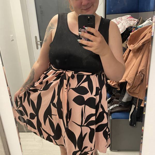 modelka s ID 0102NC8WL5 p031