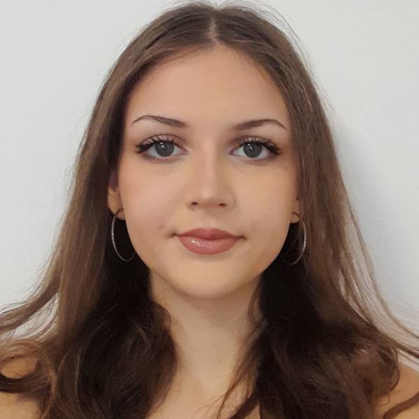 modelka s ID 0102NCAJNZ p021