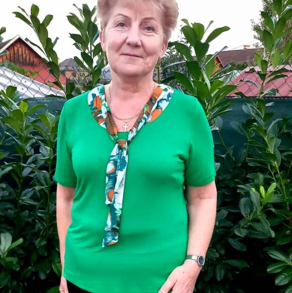 modelka s ID 0102NECIFL p031