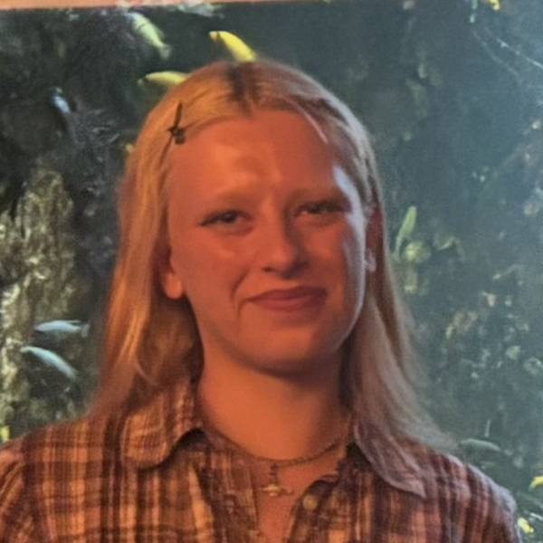 modelka s ID 0102NOL2CJ p021