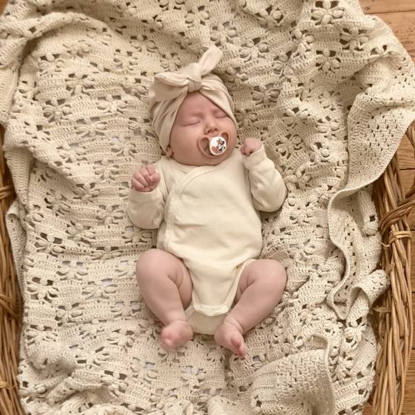 modelka s ID 0102NQ6KXW p031