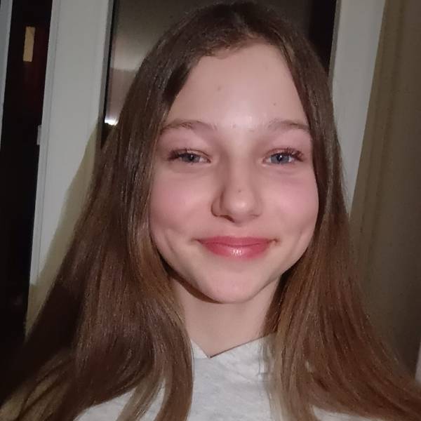 modelka s ID 0102NSHTTY p021