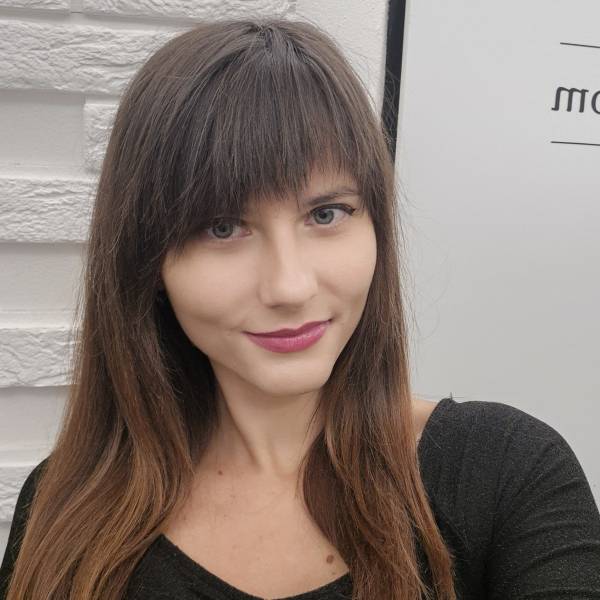 modelka s ID 0102NZC184 p021