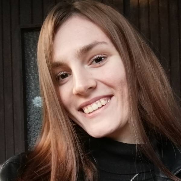 modelka s ID 0102O2DMXJ p021