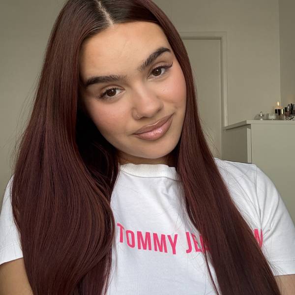 modelka s ID 0102OBLF0X p021