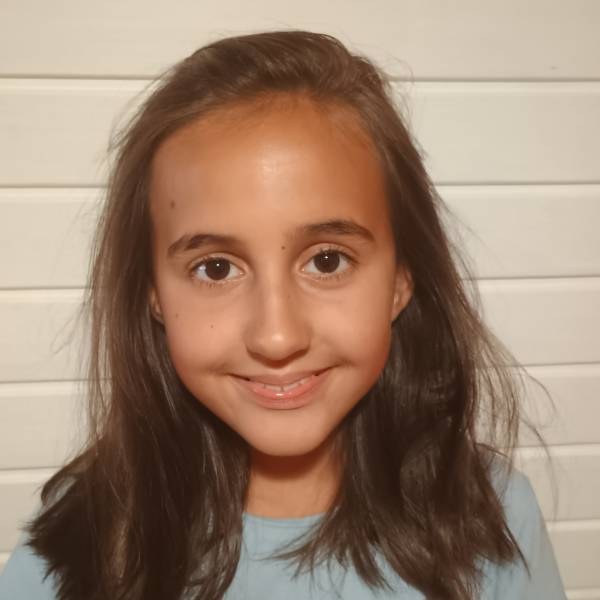 modelka s ID 0102OD6XWT p021